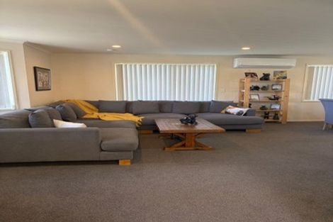 Photo of property in 19 Toomer Place, Beachlands, Auckland, 2018