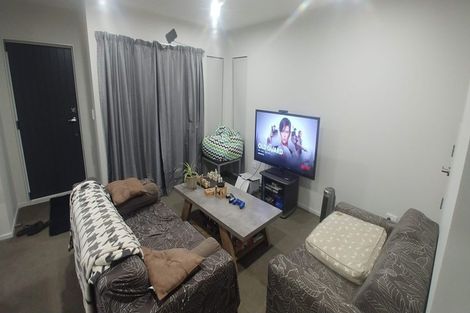 Photo of property in 13 Tribute Loop, Takanini, 2112