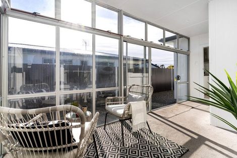 Photo of property in 17 Woodgrove Avenue, North New Brighton, Christchurch, 8083