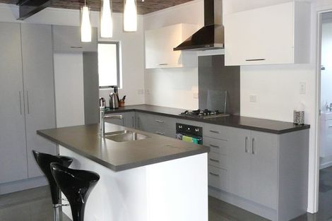 Photo of property in 35 Kowhai Street, Hamilton Lake, Hamilton, 3204