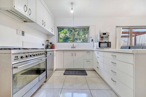 Photo of property in 11 Dunton Drive, Welcome Bay, Tauranga, 3112