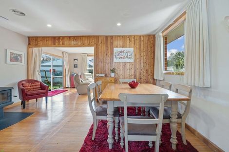 Photo of property in 14 Claxton Place, Saint Martins, Christchurch, 8022