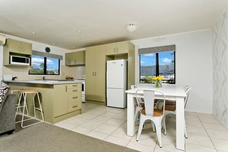 Photo of property in 44 Garton Drive, Massey, Auckland, 0614