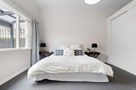 Photo of property in 26 Tanera Crescent, Brooklyn, Wellington, 6021