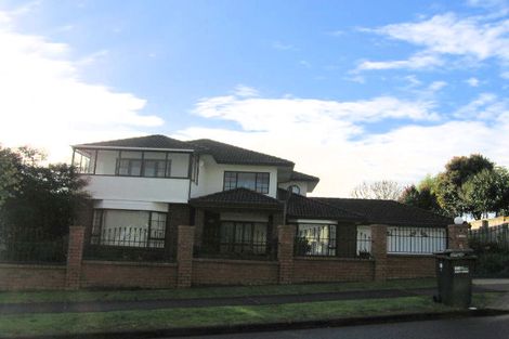 Photo of property in 8 Capistrano Mews, Goodwood Heights, Auckland, 2105