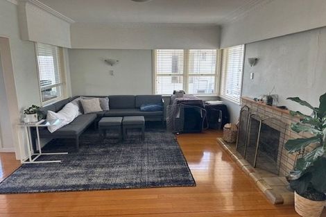 Photo of property in 84 Aberdeen Road, Campbells Bay, Auckland, 0620