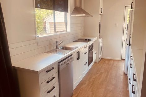 Photo of property in 18 Rembrandt Place, Burnside, Christchurch, 8053