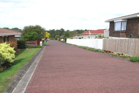 Photo of property in 2 Spring Grove, Henderson, Auckland, 0612