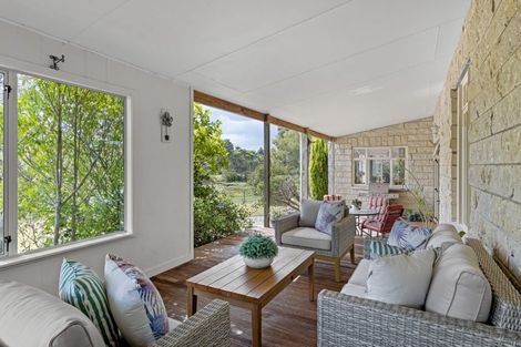 Photo of property in 9 Lakeside Drive, Orewa, 0931