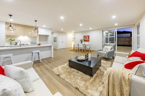 Photo of property in 42 Sapwood Crescent, Takanini, 2110