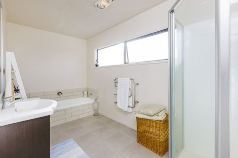 Photo of property in 65 Mandival Avenue, Flat Bush, Auckland, 2019