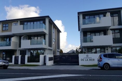 Photo of property in 2/388 Hibiscus Coast Highway, Orewa, 0931