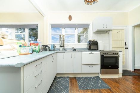 Photo of property in 26 View Road, Hikurangi, 0114