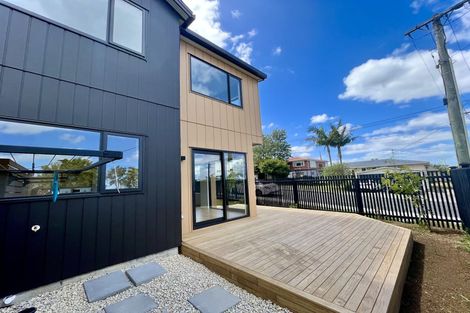 Photo of property in 7a Poto Street, Te Atatu South, Auckland, 0610