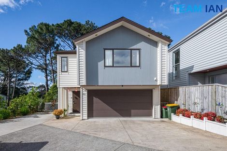 Photo of property in 73a Granville Drive, Massey, Auckland, 0614