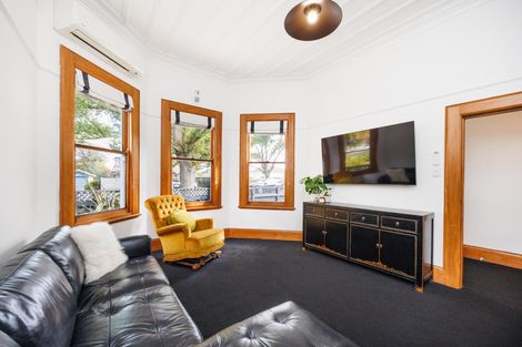 Photo of property in 97 Victoria Avenue, Palmerston North, 4410