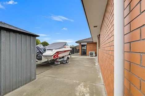 Photo of property in 37 Ben Nevis Drive, Broomfield, Christchurch, 8042