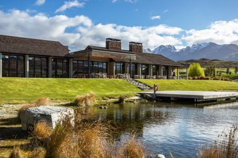Photo of property in 6 Chimney Lane, Jacks Point, Queenstown, 9371