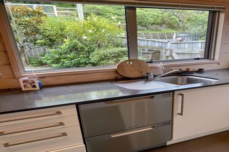 Photo of property in 108a Tauhinu Road, Miramar, Wellington, 6022