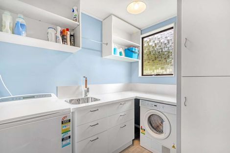 Photo of property in 5/1 Angle Street, Picton, 7220