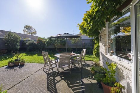 Photo of property in 5 Lodge Place, Ilam, Christchurch, 8041