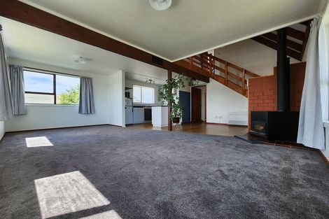 Photo of property in 1 Lindis Close, Kelson, Lower Hutt, 5010