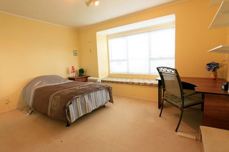 Photo of property in 20 Wycherley Drive, Bucklands Beach, Auckland, 2014