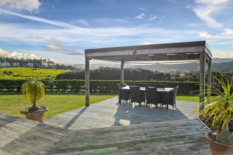 Photo of property in 818 Horseshoe Bush Road, Waitoki, Kaukapakapa, 0871