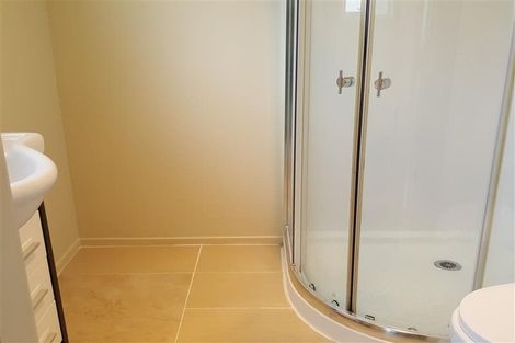 Photo of property in 2a Pine Street, New Lynn, Auckland, 0600