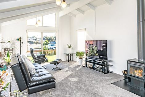 Photo of property in 15 Banks Place, Tawhero, Whanganui, 4501