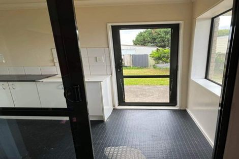 Photo of property in 5a Robertson Road, Favona, Auckland, 2024