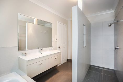 Photo of property in 24 Premila Drive, Pukekohe, 2120