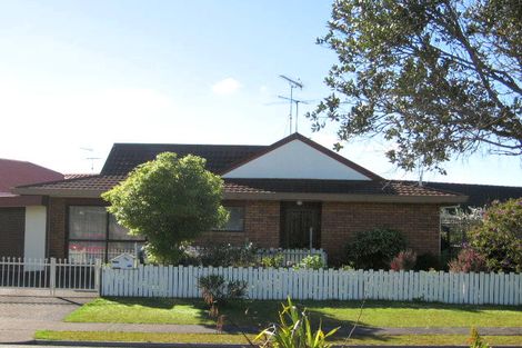 Photo of property in 99a Riverside Road, Orewa, 0931