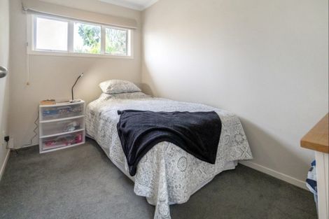 Photo of property in 2/137 Lakeside Drive, Orewa, 0931