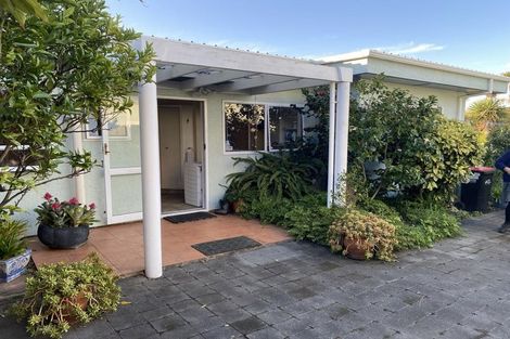 Photo of property in 10 Charles Street, Westshore, Napier, 4110