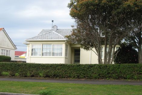 Photo of property in 11 Clinton Street, Fitzroy, New Plymouth, 4312