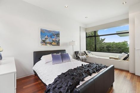 Photo of property in 80 Burnham Street, Seatoun, Wellington, 6022