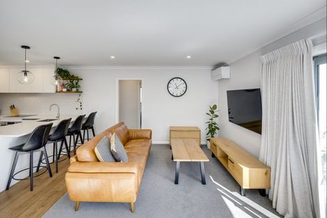 Photo of property in 1/105 Riverslea Road North, Parkvale, Hastings, 4122