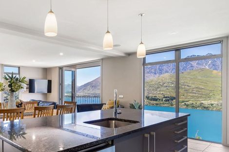 Photo of property in 6a Lancewood Lane, Queenstown, 9300
