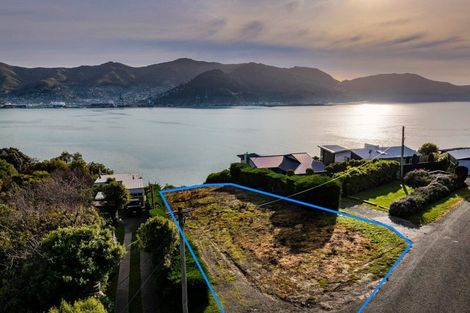 Photo of property in 19 Ranui Crescent, Diamond Harbour,  8971