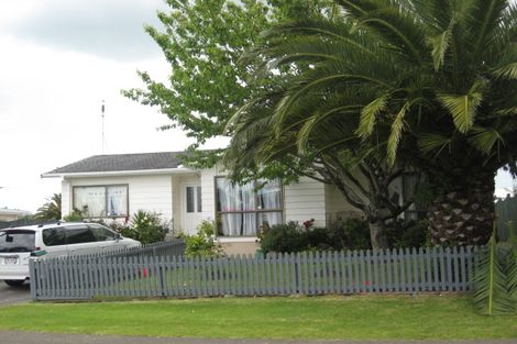 Photo of property in 3 Naomi Place, Manurewa, Auckland, 2102