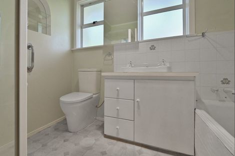 Photo of property in 1114 Jellicoe Street, Mayfair, Hastings, 4122