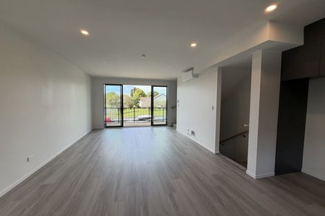 Photo of property in 8 Clementine Place, Bucklands Beach, Auckland, 2014