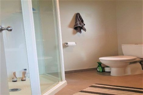 Photo of property in 19 Saltwood Street, Red Beach, 0932