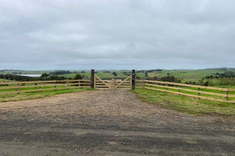 Photo of property in 186 Metcalfe Road, Matakohe, 0593