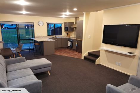 Photo of property in 13/8 Margan Avenue, New Lynn, Auckland, 0600