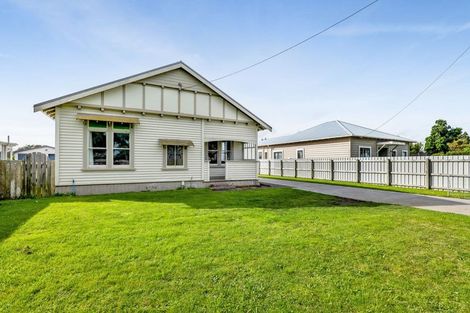Photo of property in 278 South Road, Hawera, 4610