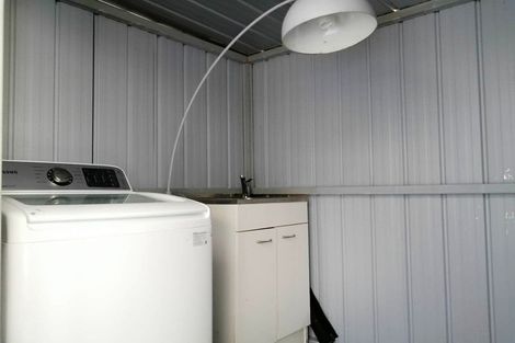 Photo of property in 70 Laurel Oak Drive, Schnapper Rock, Auckland, 0632