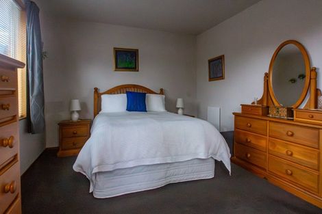 Photo of property in 5 Rochfort Place, Westport, 7825