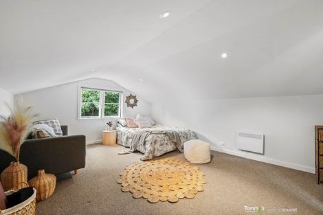 Photo of property in 15 Clyde Street, Island Bay, Wellington, 6023